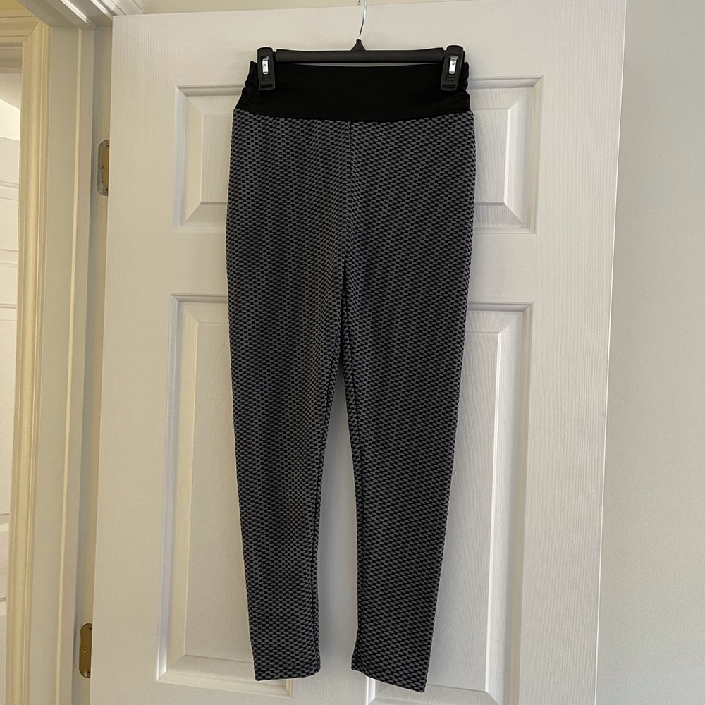 Black/Gray tik tok leggings
